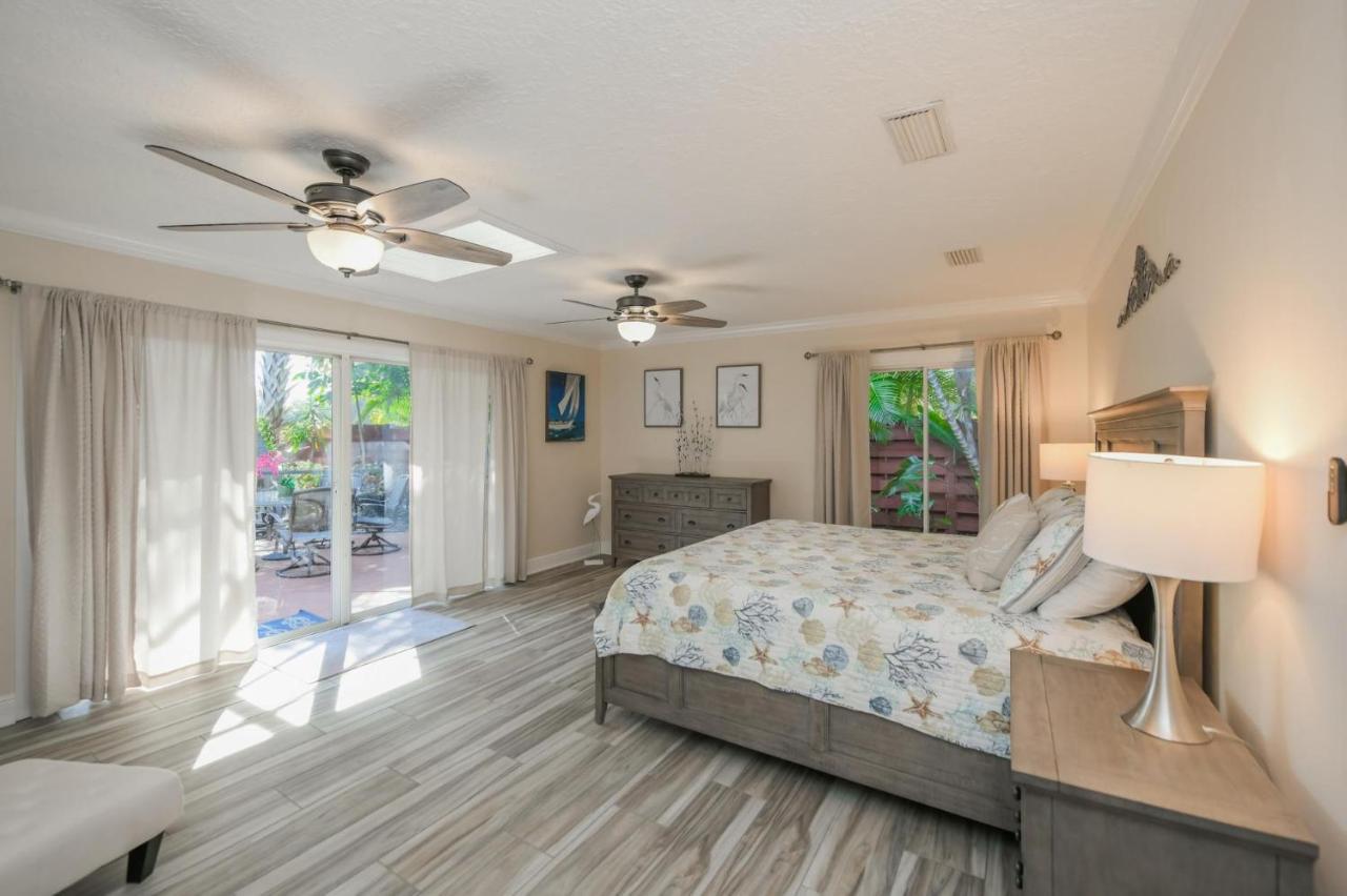 Island Time - Home Wenclosed Lagoon Style Pool Spa Walk To Beach Bikes Holmes Beach Exterior foto